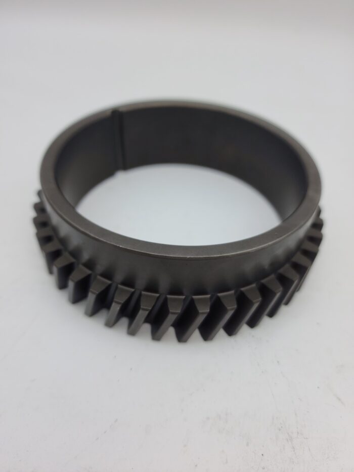 8-94392255-1 8943922551 Crankshaft Gear