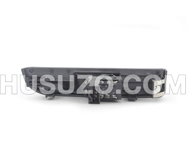 8-98147235-0, Power Window Switch for ISUZU NPR71