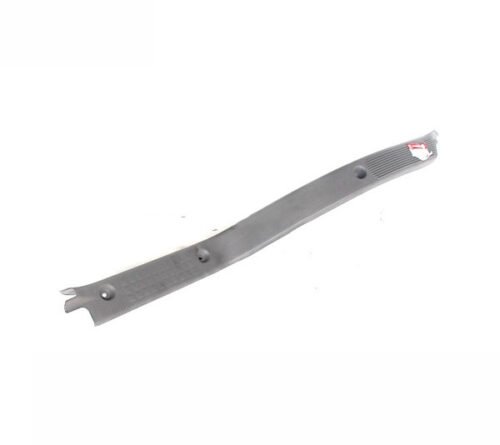 8-97405389-1, Door Side Floor Mat Trim Cover for ISUZU NPR75