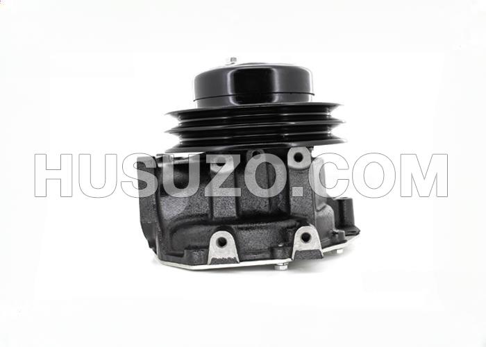 1136501792 Water Pump Assembly ISUZU